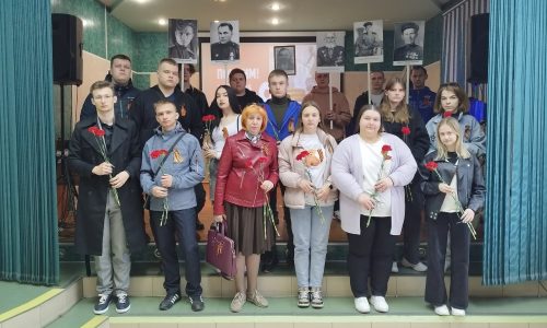 Митинг у Братской могилы № 1