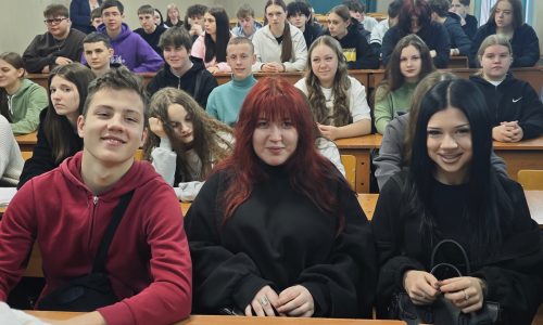 Герой с соседнего двора