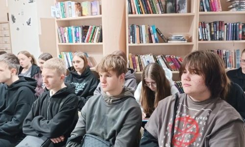 Круглый стол «Россия — мозаика народов. Единая страна — множество культур»