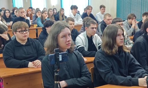 «Кто вдохновляет нас на развитие?»