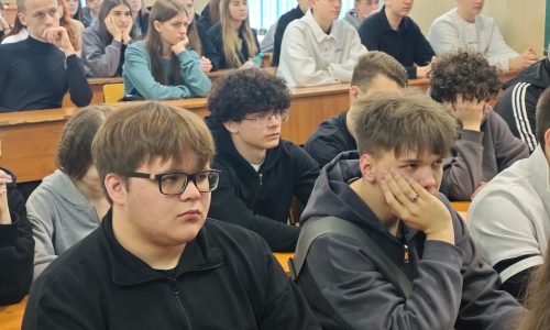 «Кто вдохновляет нас на развитие?»