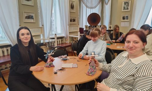 Музейный урок «Моя первая кукла»