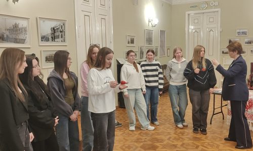 Музейный урок «Моя первая кукла»