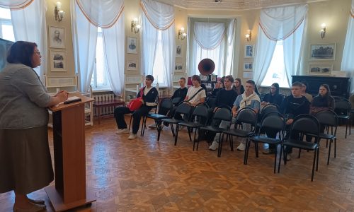 Посещение выставки «Архитектурный код Бутовой»