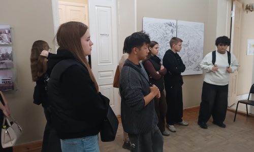 Посещение выставки «Архитектурный код Бутовой»