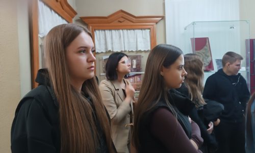 Посещение выставки «Архитектурный код Бутовой»